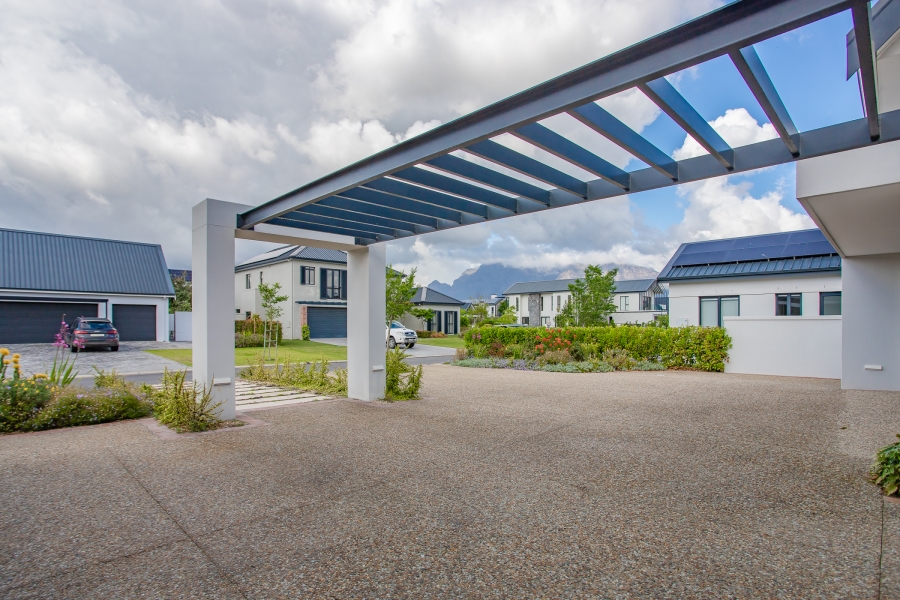 4 Bedroom Property for Sale in Val De Vie Estate Western Cape